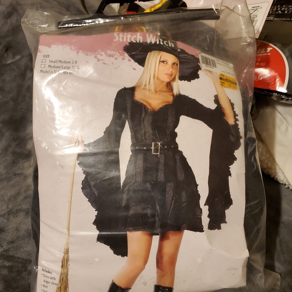 Costume